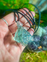 Load image into Gallery viewer, Fluorite Handmade Wire Wrap Necklace