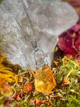 Load image into Gallery viewer, Citrine Handmade Soldered Necklace